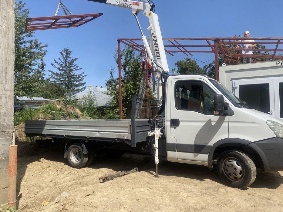 Servicii transport marfa cu macara