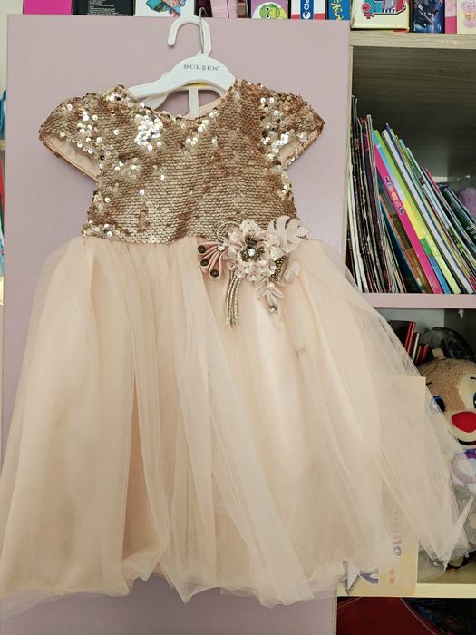 Рокли от 2 до 6 г запазени