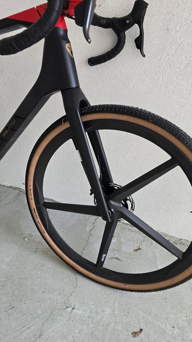 Върховен клас електрически гравел велосипед Rotwild R.R 275 X Ultra