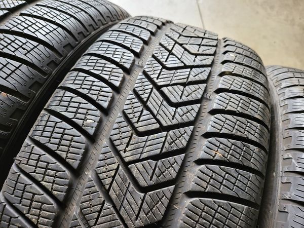 255/45/20 PIRELLI 4бр