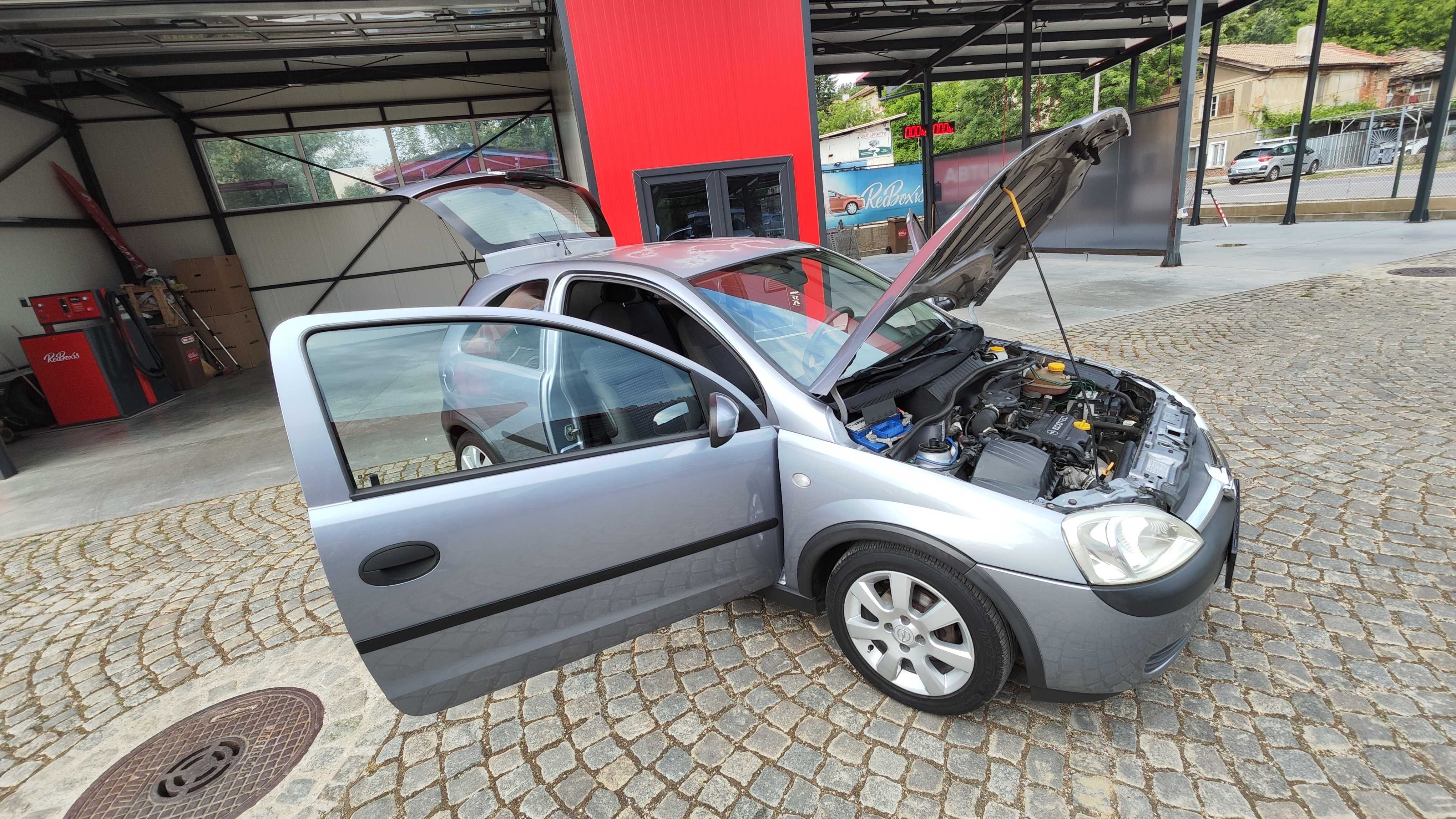Opel Corsa **КЛИМАТИК**