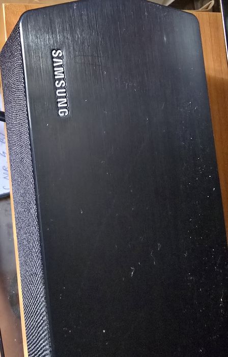 Samsung smart TV LED 4K Ultra HD + Samsung soundbar