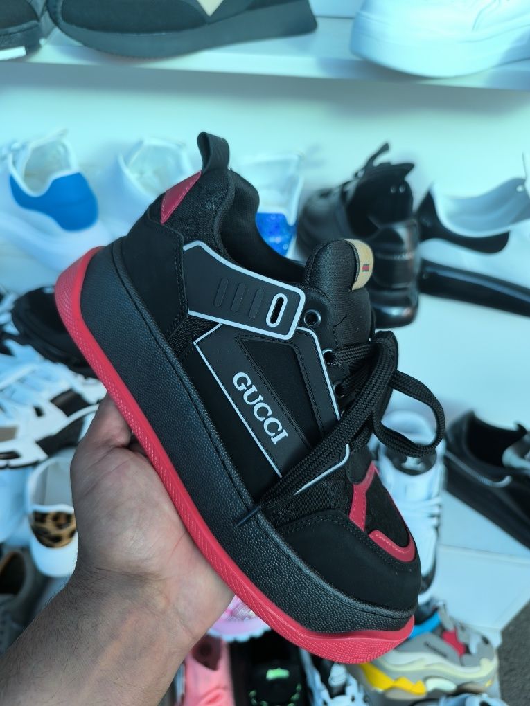 Gucci i calitate premium