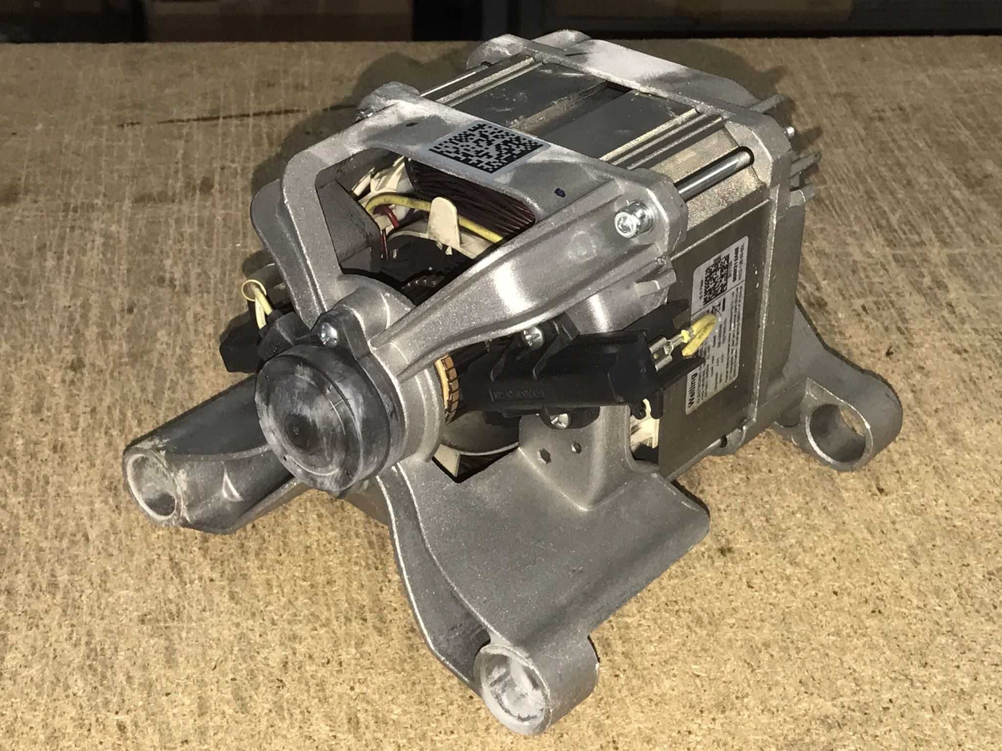 Motor Welling masina de spălat Indesit IWSNE 61253/  R2