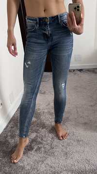 Blugi skinny Stradivarius