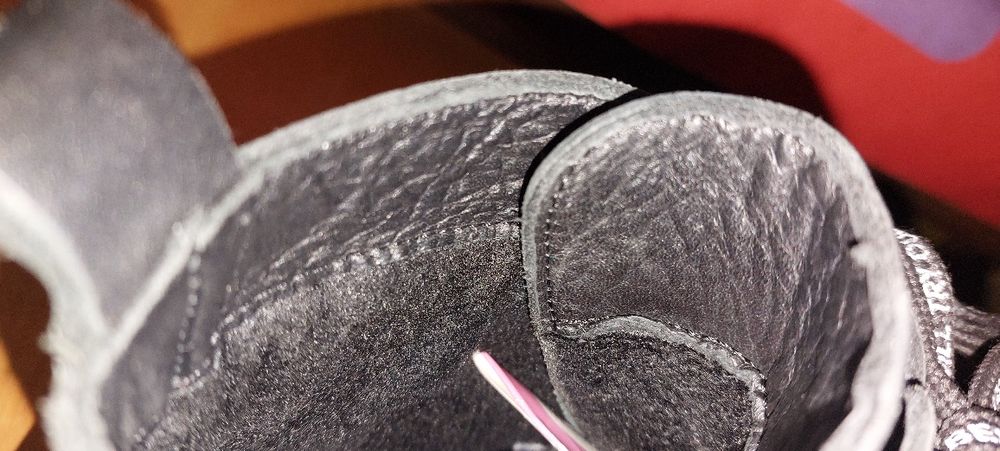 Ghete înblănite din piele 100% naturală