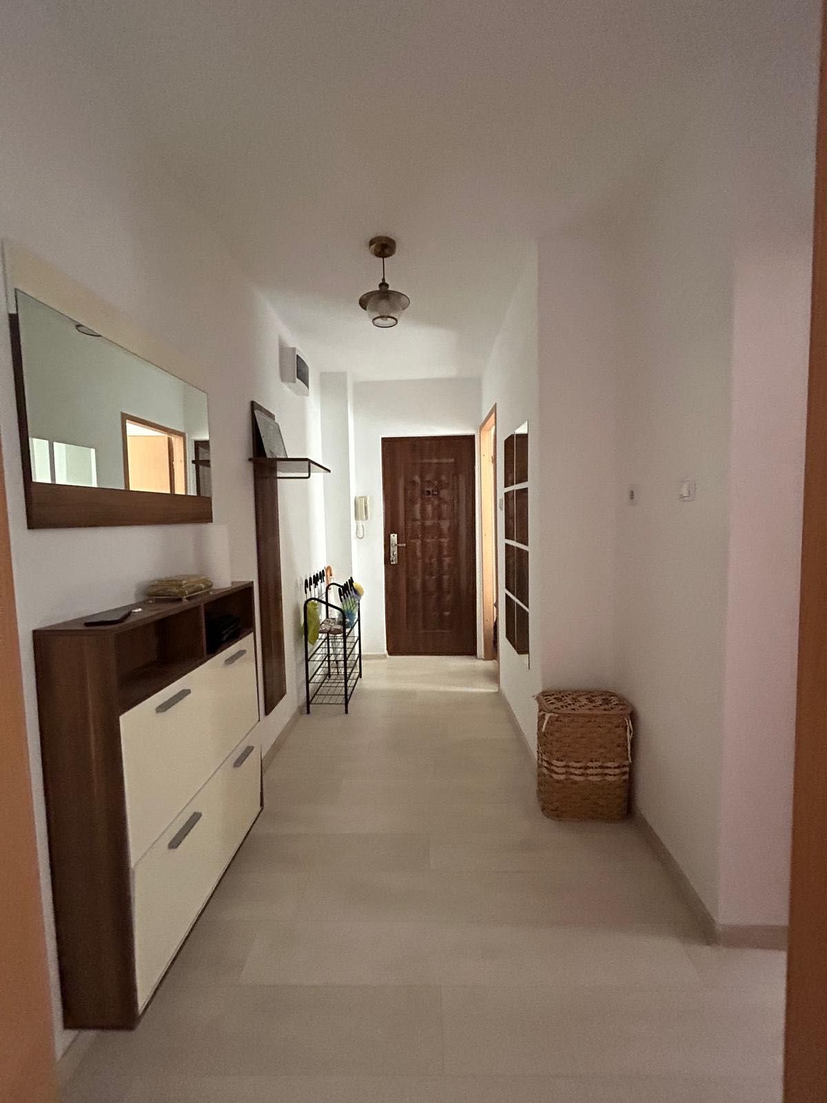 Apartament de inchiriat