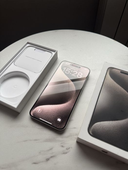 Iphone 15 pro max 256g