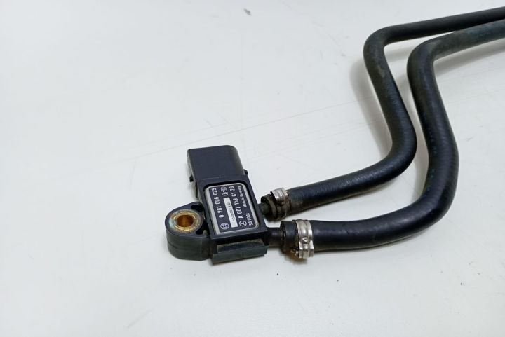 Senzor  presiune gaze A0071536128 Mercedes-Benz ML W164 seria