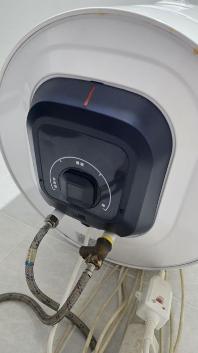 Аристон 50 литр отдам даром