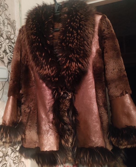 Дублёнка натуральный кожа/мех. Цвет коричневый. Размер 50-52