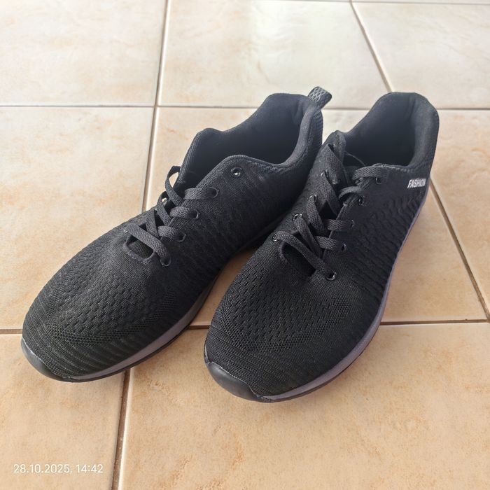 Мъжки маратонки 46 номер