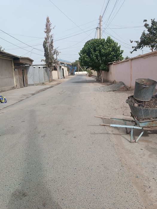 Hovli sotiladi 6 sotih