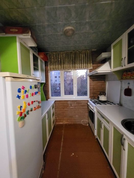 Over tomonda 2 xonali uy sotiladi