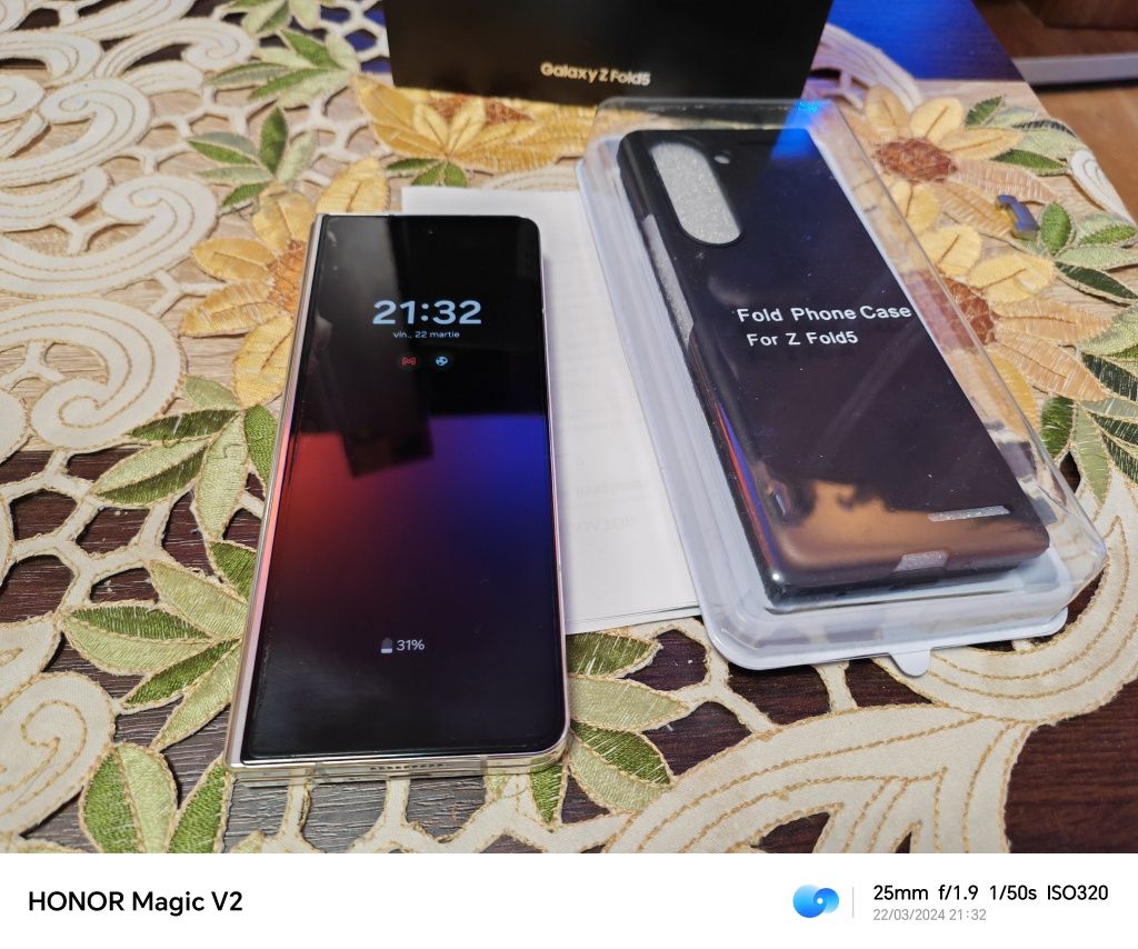 Samsung Galaxy Z Fold 5 - 1 TB Cream / Factura si Garanție