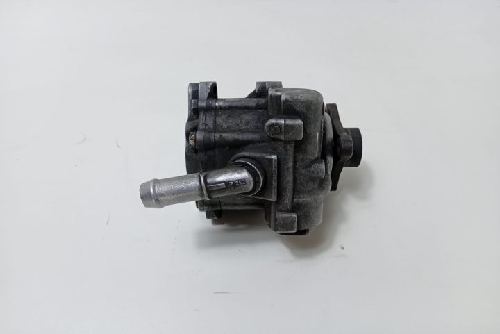 Pompa servo 2.5 dci Renault Master a 2-a generatie (facelift) seria