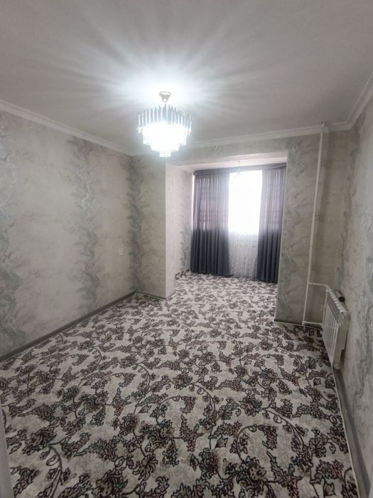 2 хонали уй сотилади микрорайонда 3 этаж