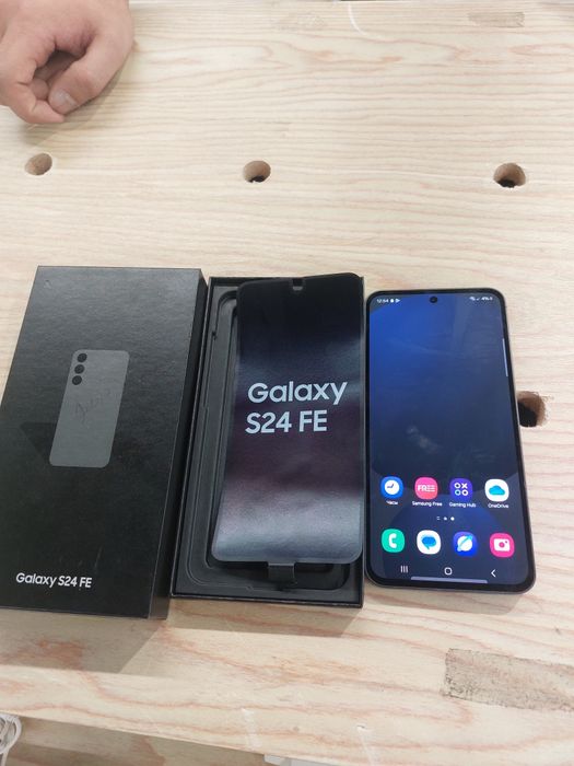 Срочно samsung s24 fe 128гб