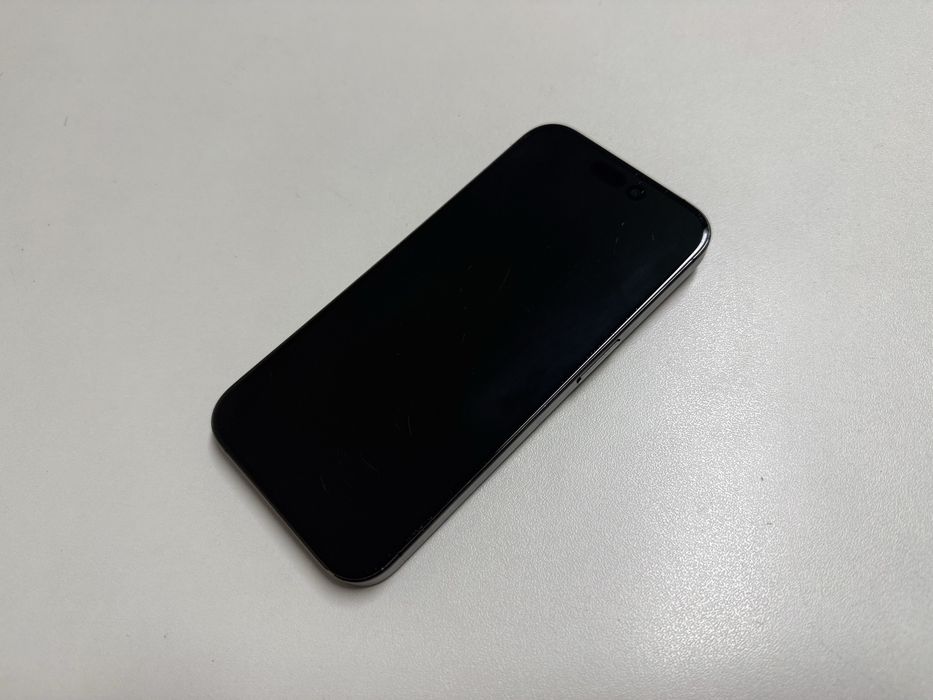 Magazin vinde: iPhone 15 PRO 256gb Titanium Black