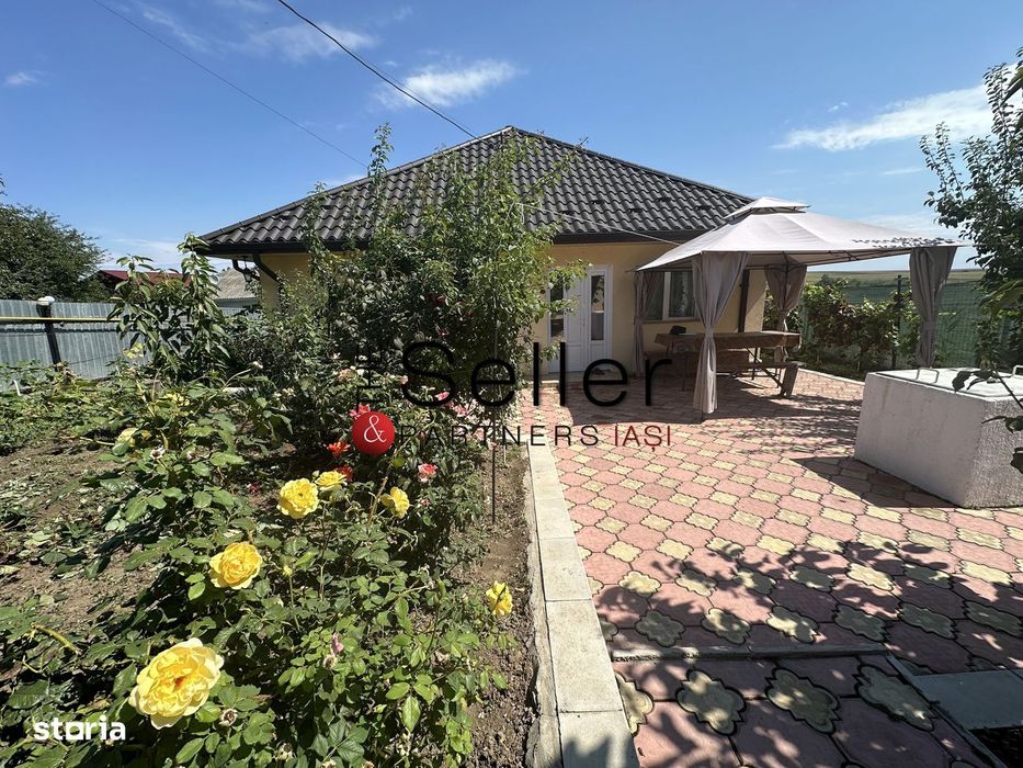 Casa individuala Holboca la strada principala