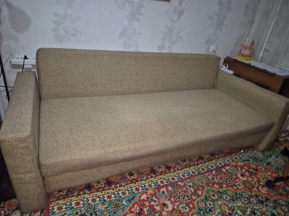 Отдам в дар диван