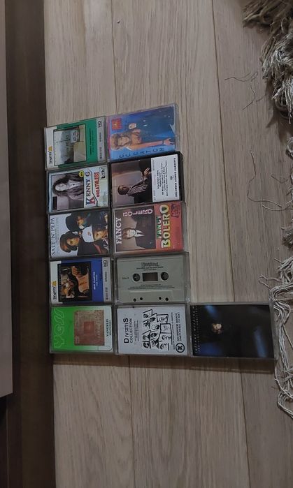 Sisteme audio fără casete nu funcționează! :)