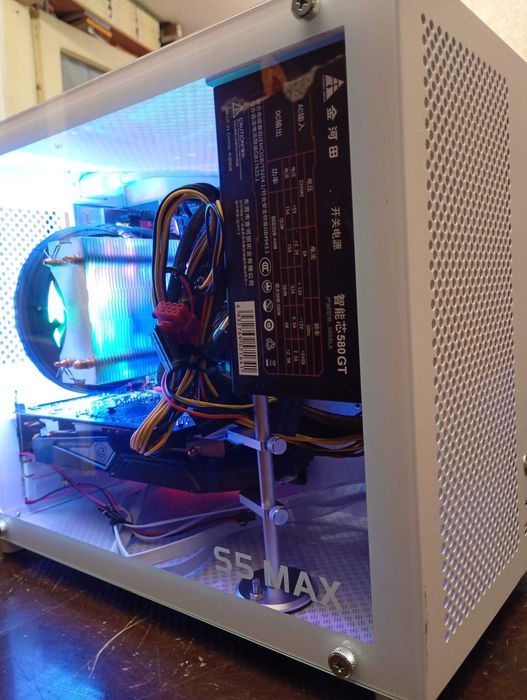 Vand Unitate Centrala NOU i7 pret 1800 lei