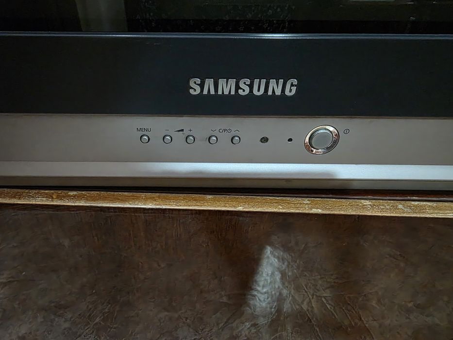 Телевизор " Samsung"