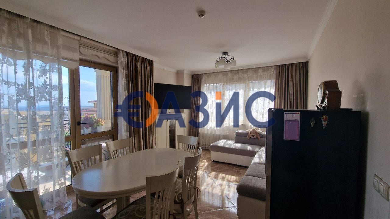 Апартамент с 3 спални, 2 ет., "Вила Флоренция", Свети Влас, България,
