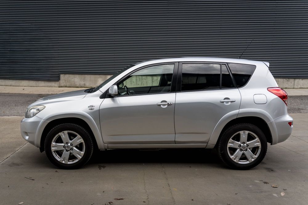 Toyota RAV4 2.2 D-CAT