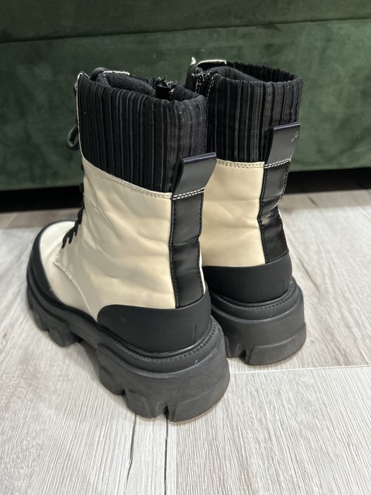 Botine Benvenuti noi + Bocanci Deichmann marimea 39