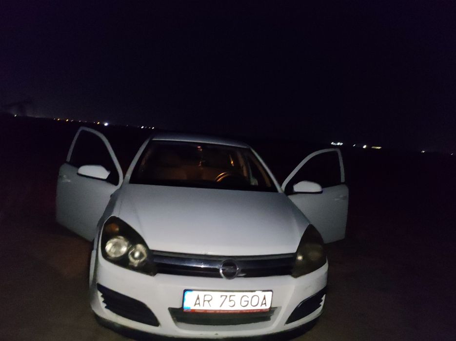 Vând Opel Astra h