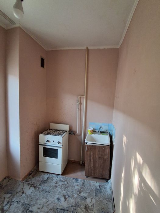 Продам свою 1 комнатную квартиру на Сергели 1