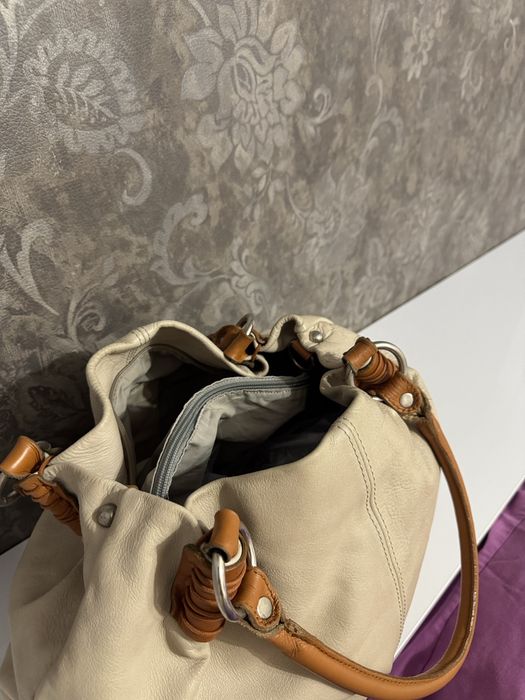 Дамска чанта естествена кожа