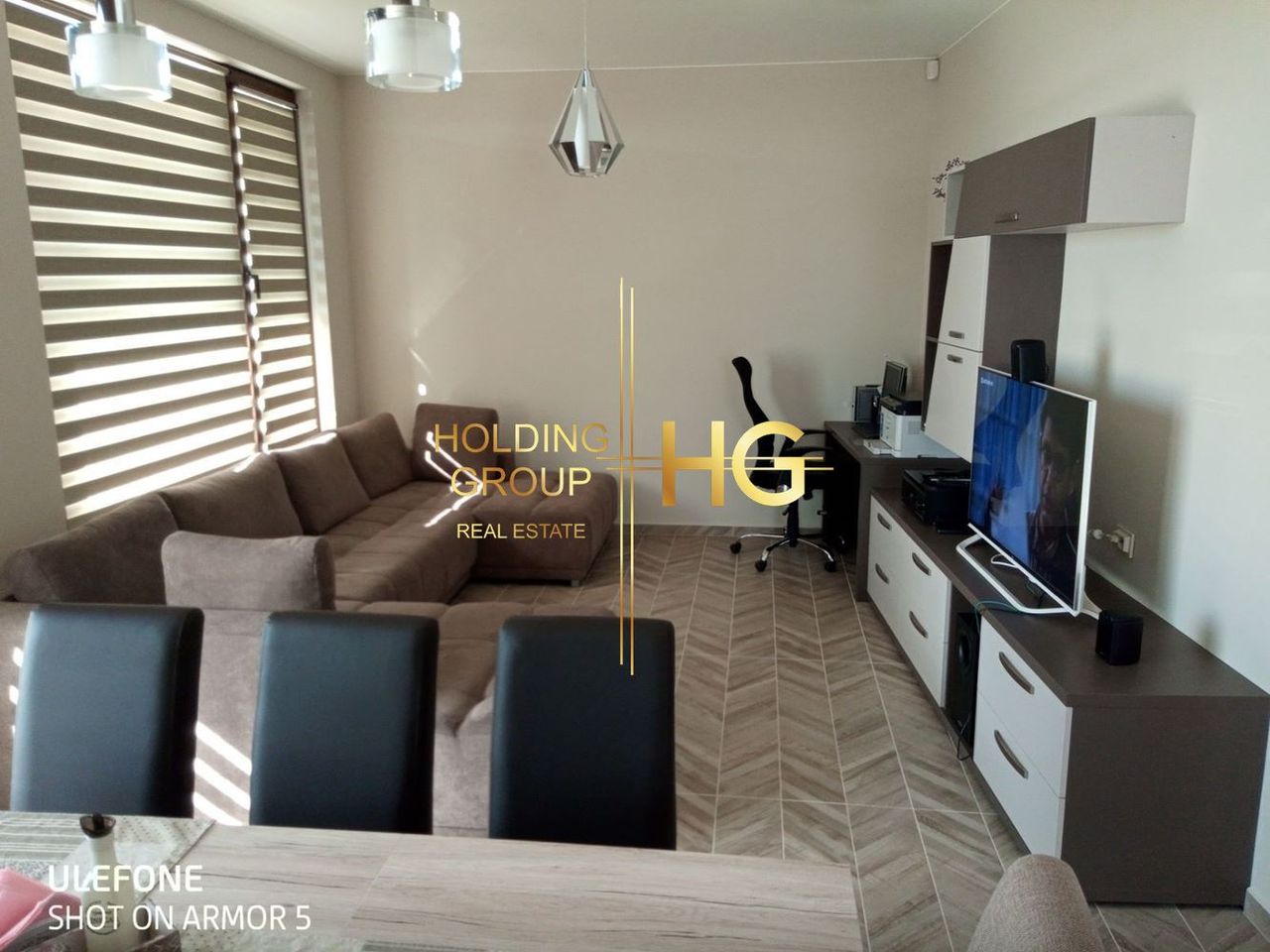 Продава се Къща в Варна, Изгрев - 250 кв.м за 1916 €/кв.м - Снимка #9