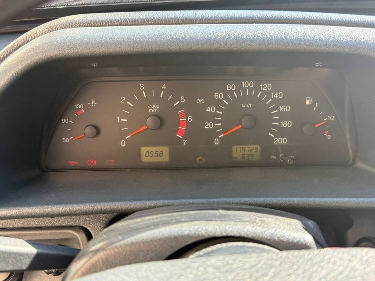 Lada 2114 sotiladi! Moshina yaxshi xolatda