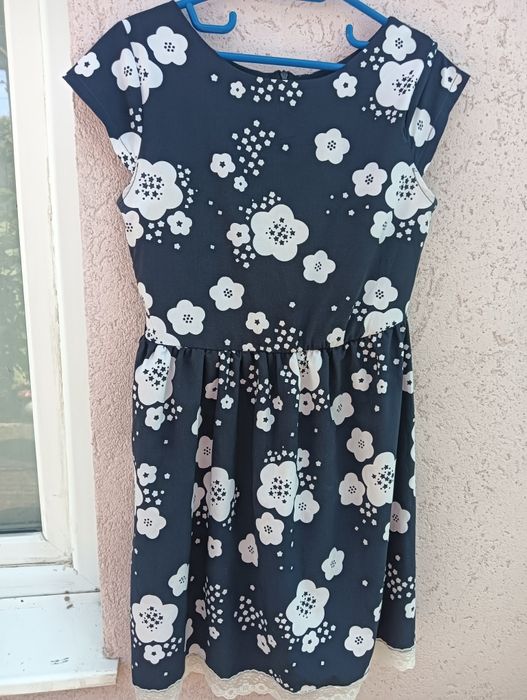 Rochie de nuntă elegantă mărimea L