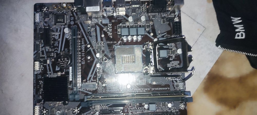 Продаю плату срочно