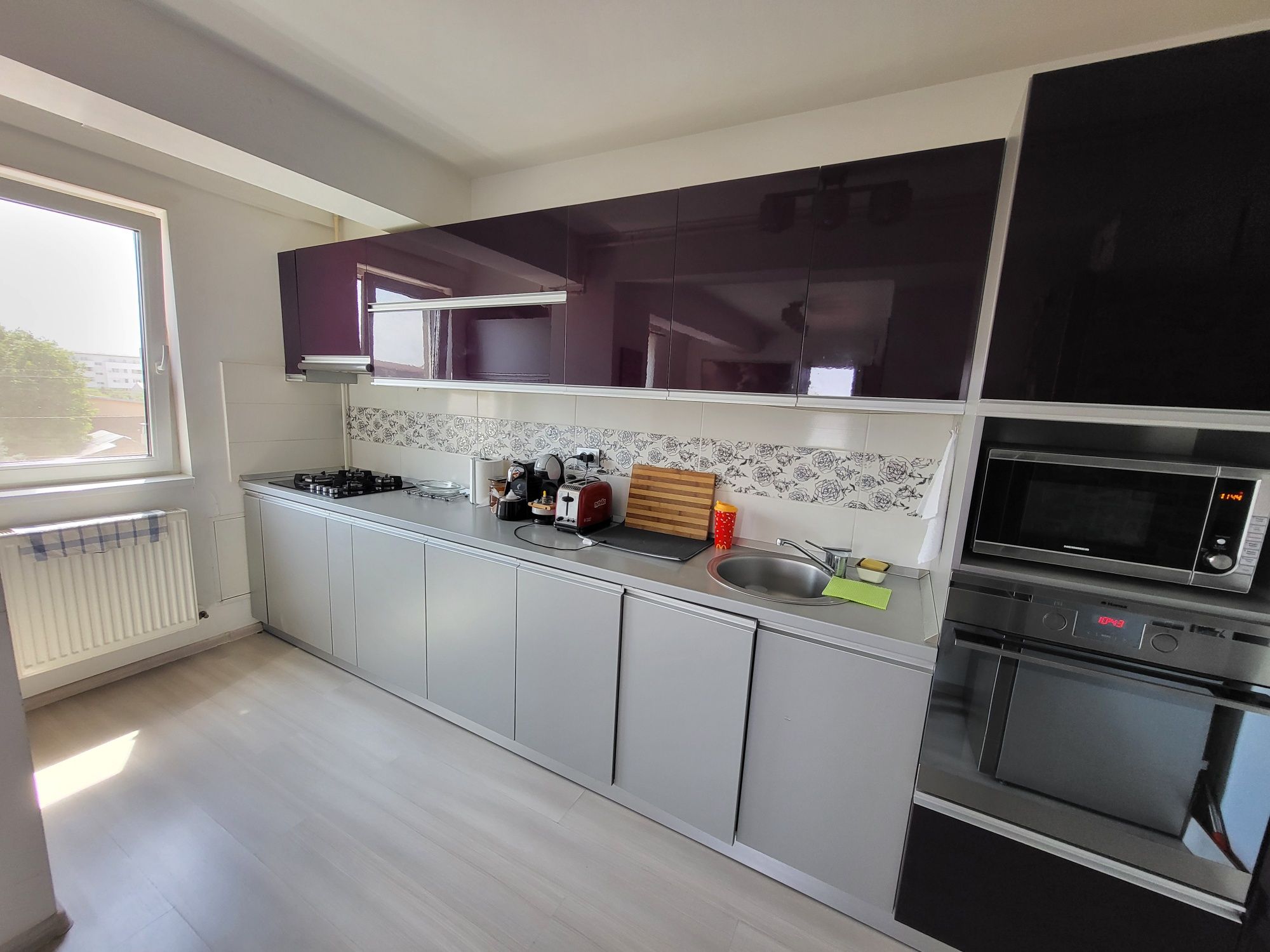 Apartament 3 camere si loc parcare