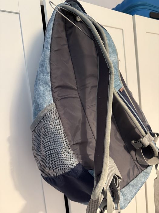 Rucsac Dakine, 40l, bleu, fara defecte ascunse