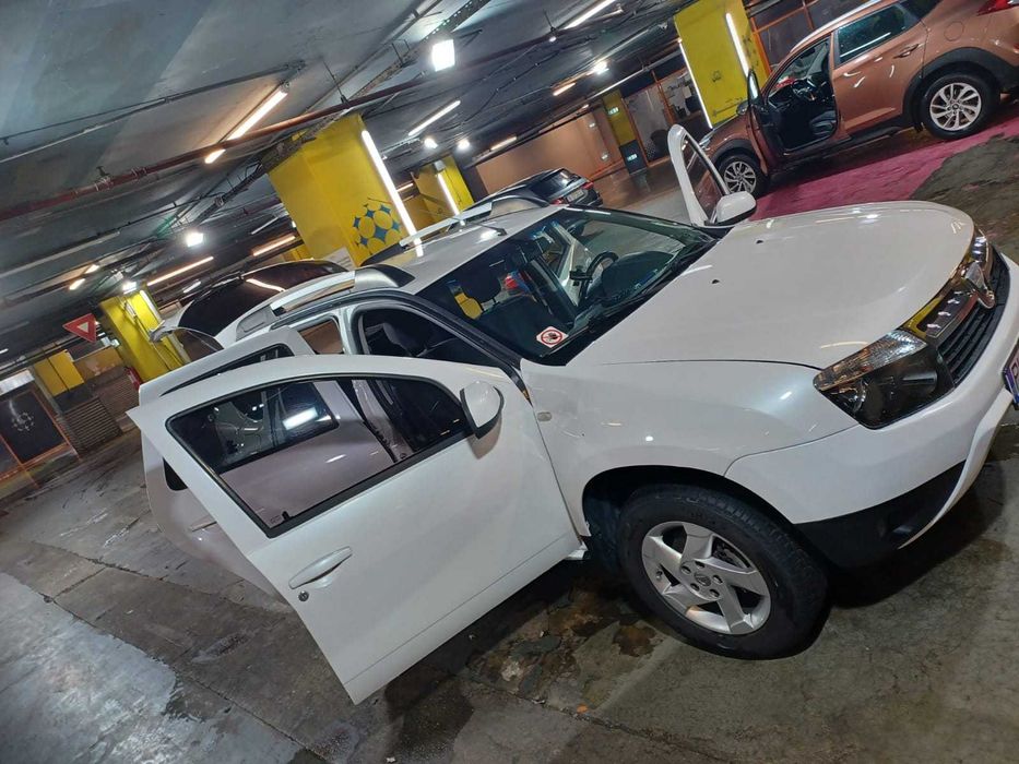 Dacia Duster 2011  4X4 - Diesel 1.5.L - 5.500 E Negociabil