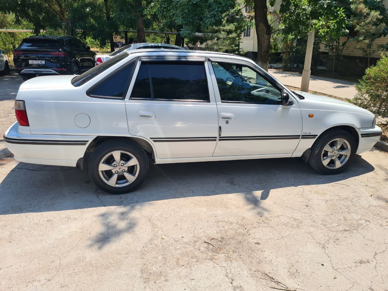 Продаётся машина Nexia 1 sons