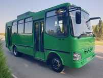 Avtobus isuzu Hc40