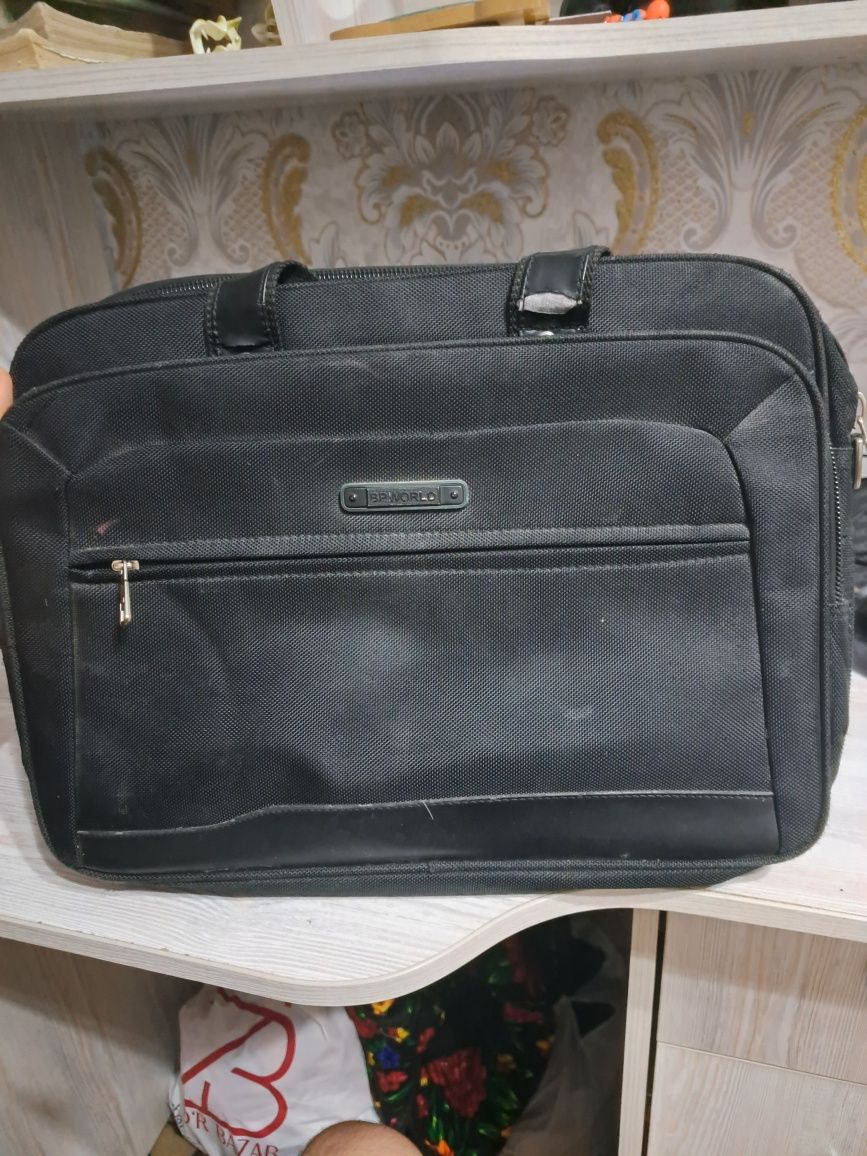 Notebook sotiladi