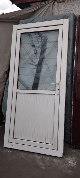 Vînd ușă termopan completă 194/86, 194/86