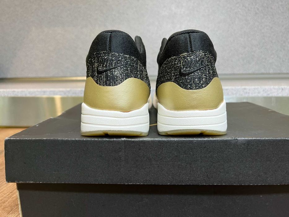 ОРИГИНАЛНИ *** NIke Air Max 1 Ultra 2.0 Flyknit Metallic Gold