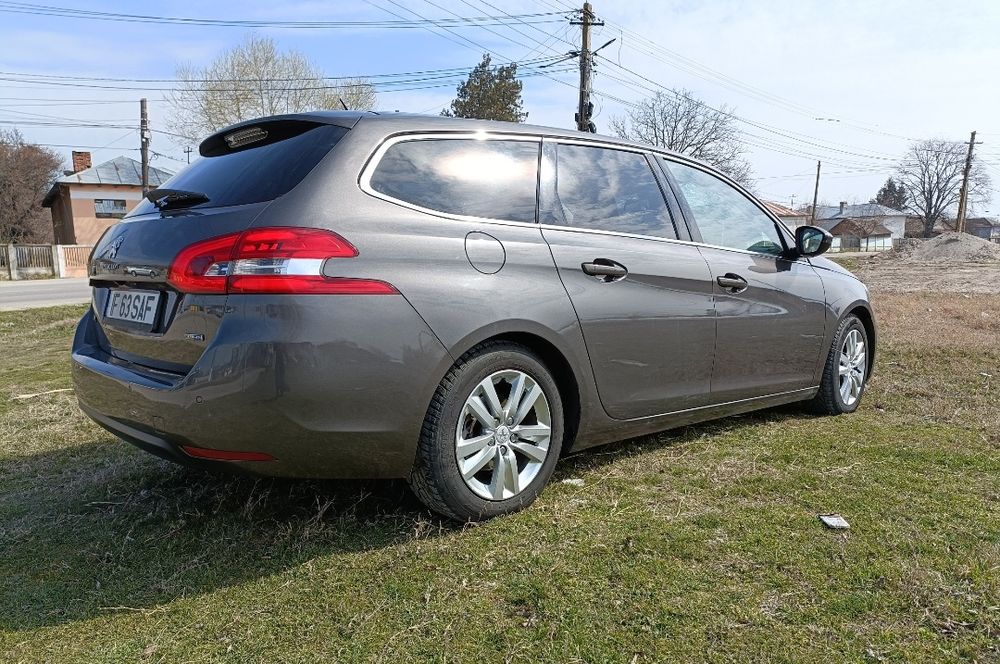 Peugeot 308  euro 6 Panoramic