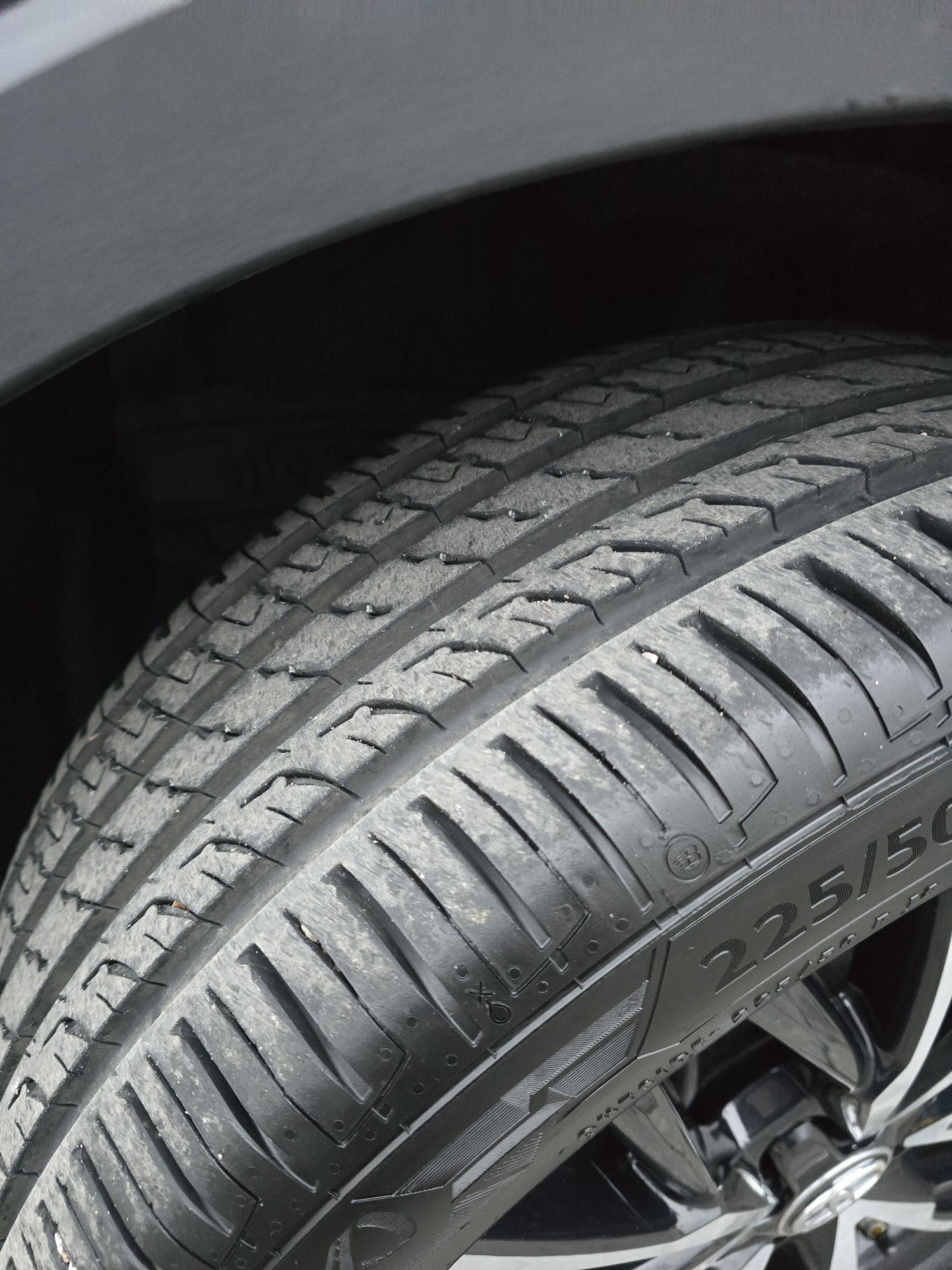 Летни гуми BARUM 225/50 R18