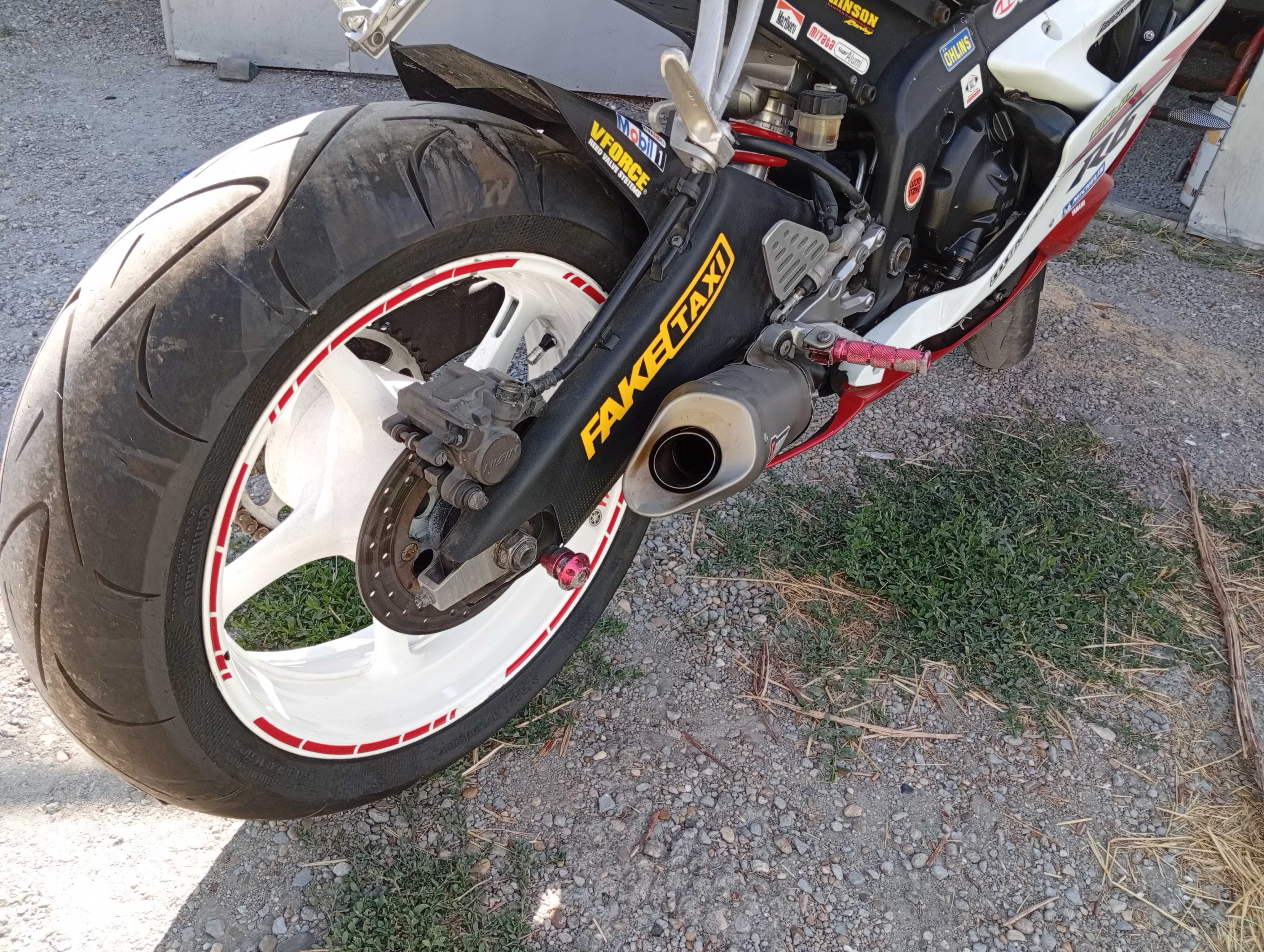 Yamaha R6 година 2007