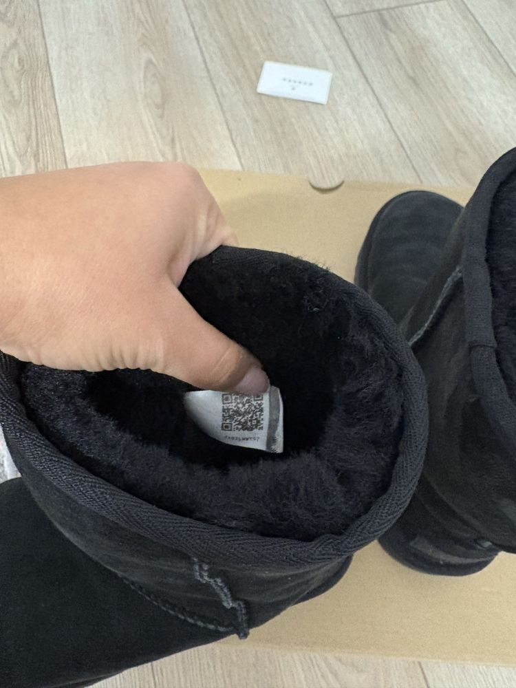 Ботуши UGG